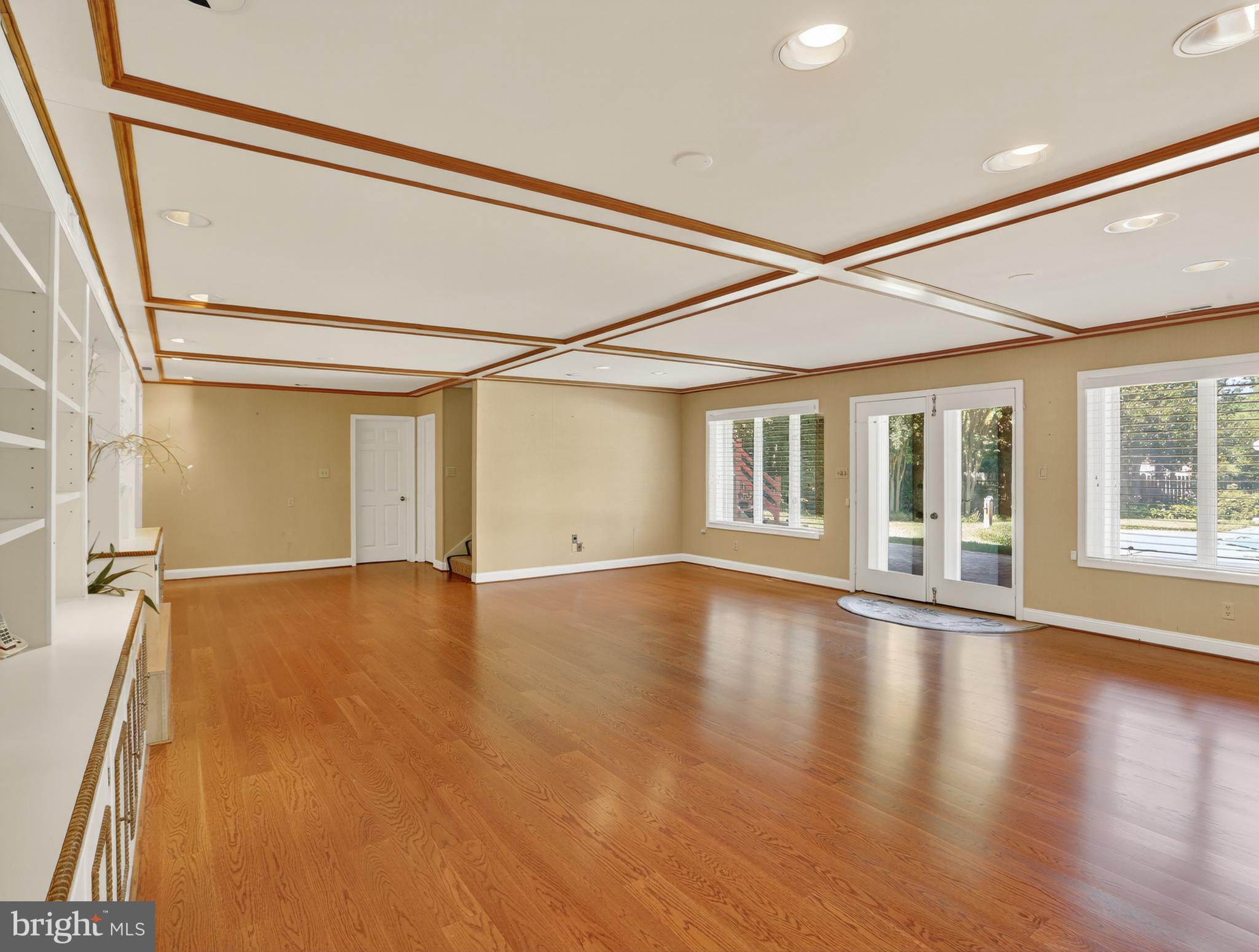 LYNWOOD - Residential