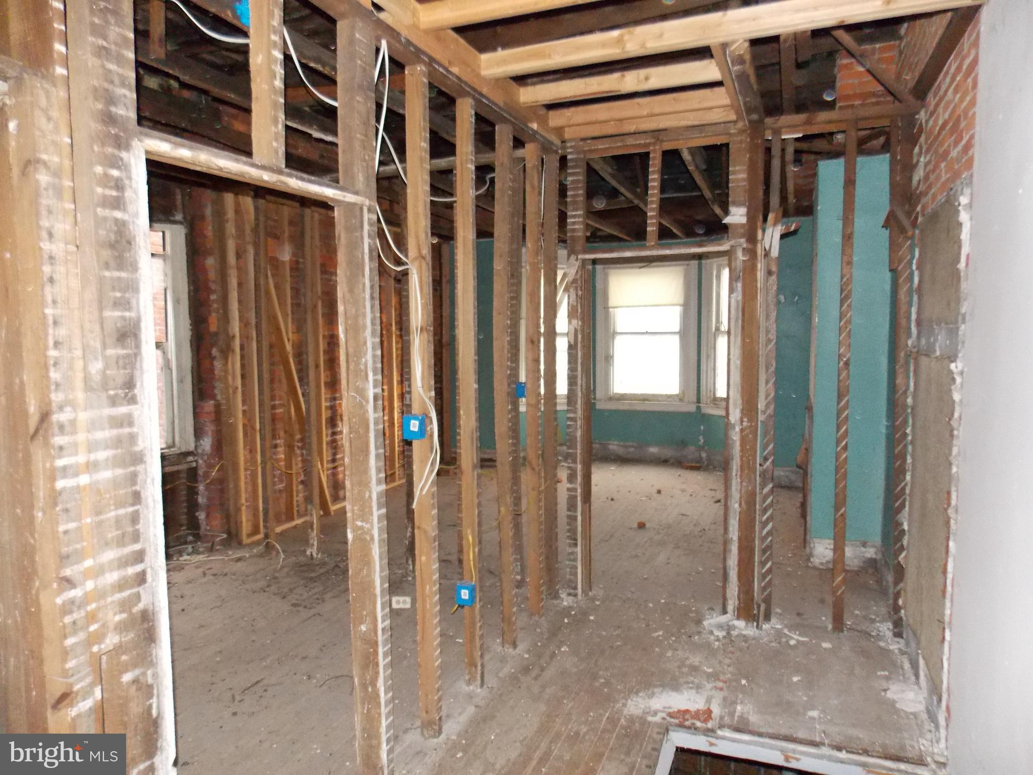 HUNTING PARK - Residential