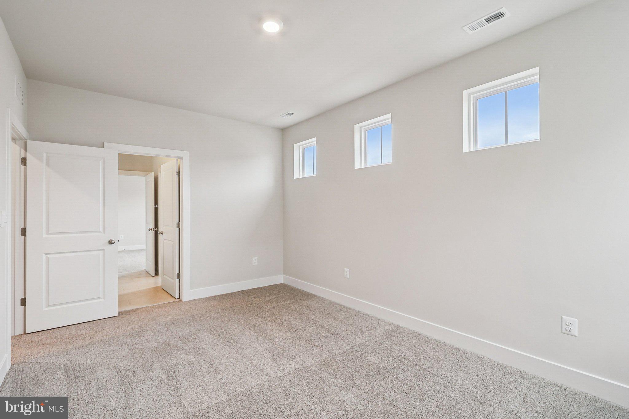 LINWOOD LANDING - Residential