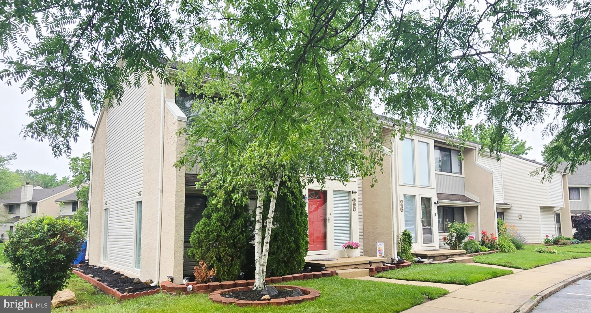 25 VIBURNUM LANE