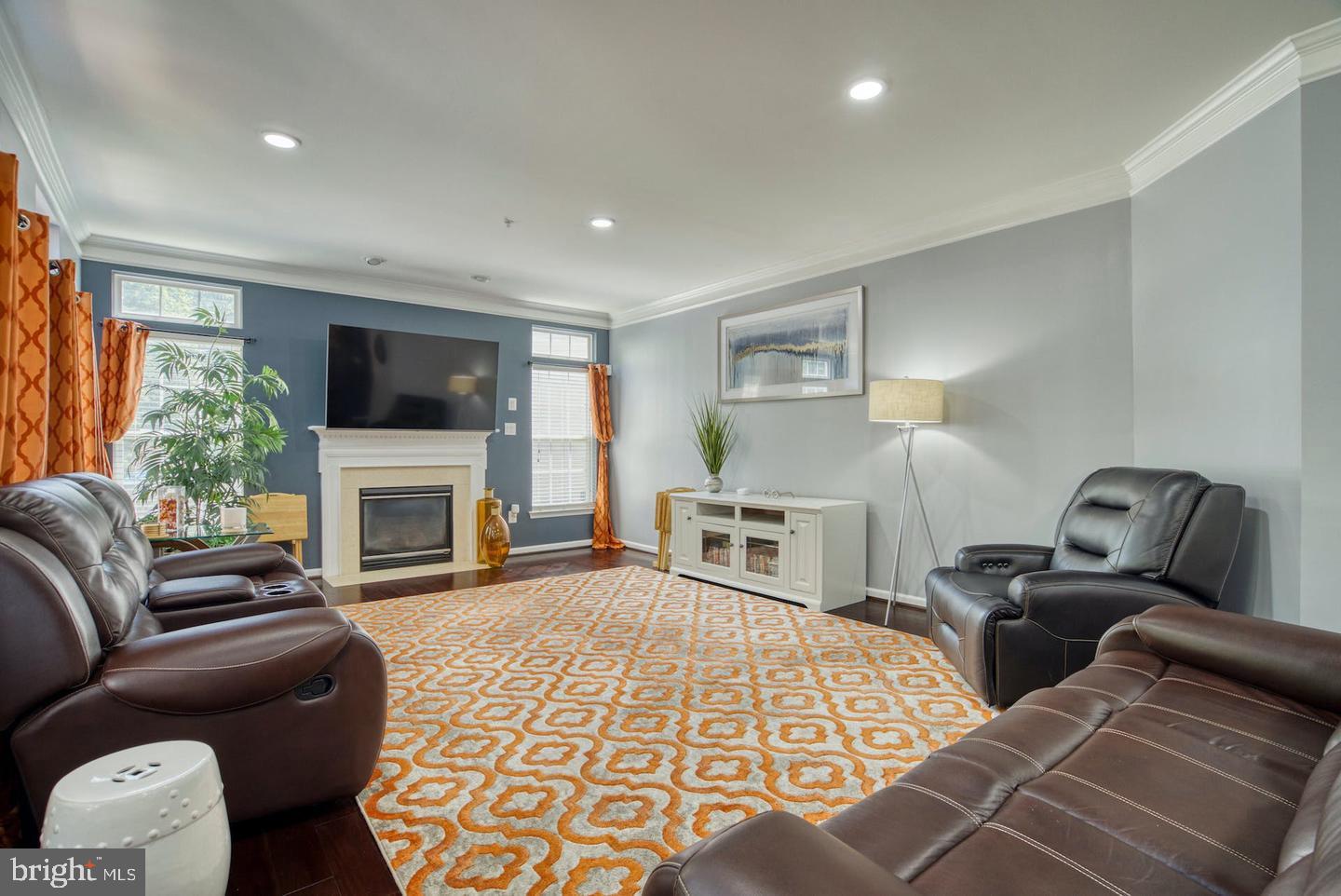 HAMPTON - Residential Lease