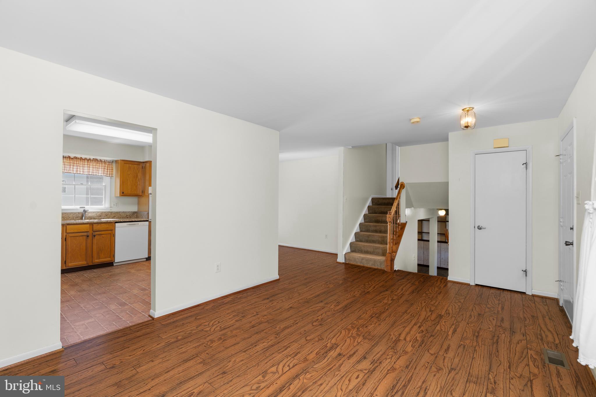 SILVER SPRING STATION - Residential