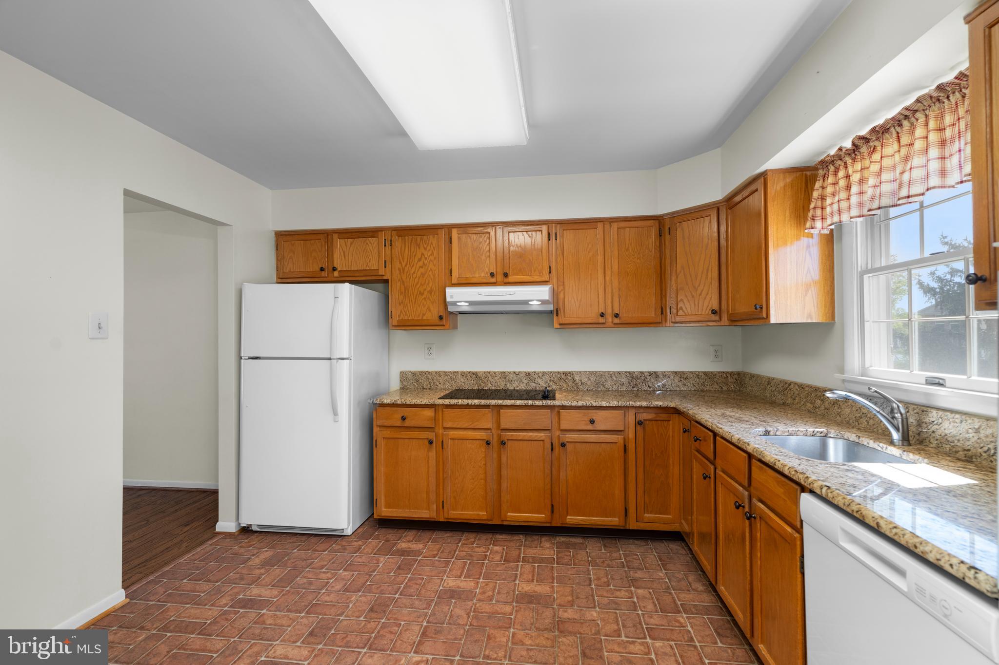 SILVER SPRING STATION - Residential