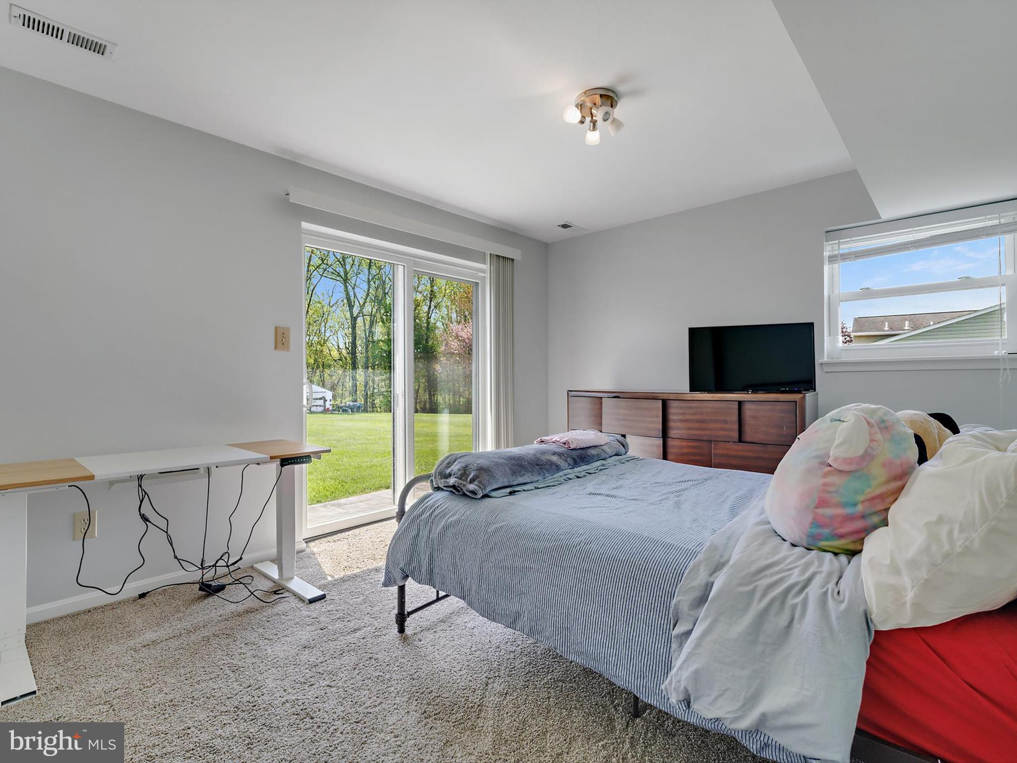 ENGLANDTOWNE - Residential