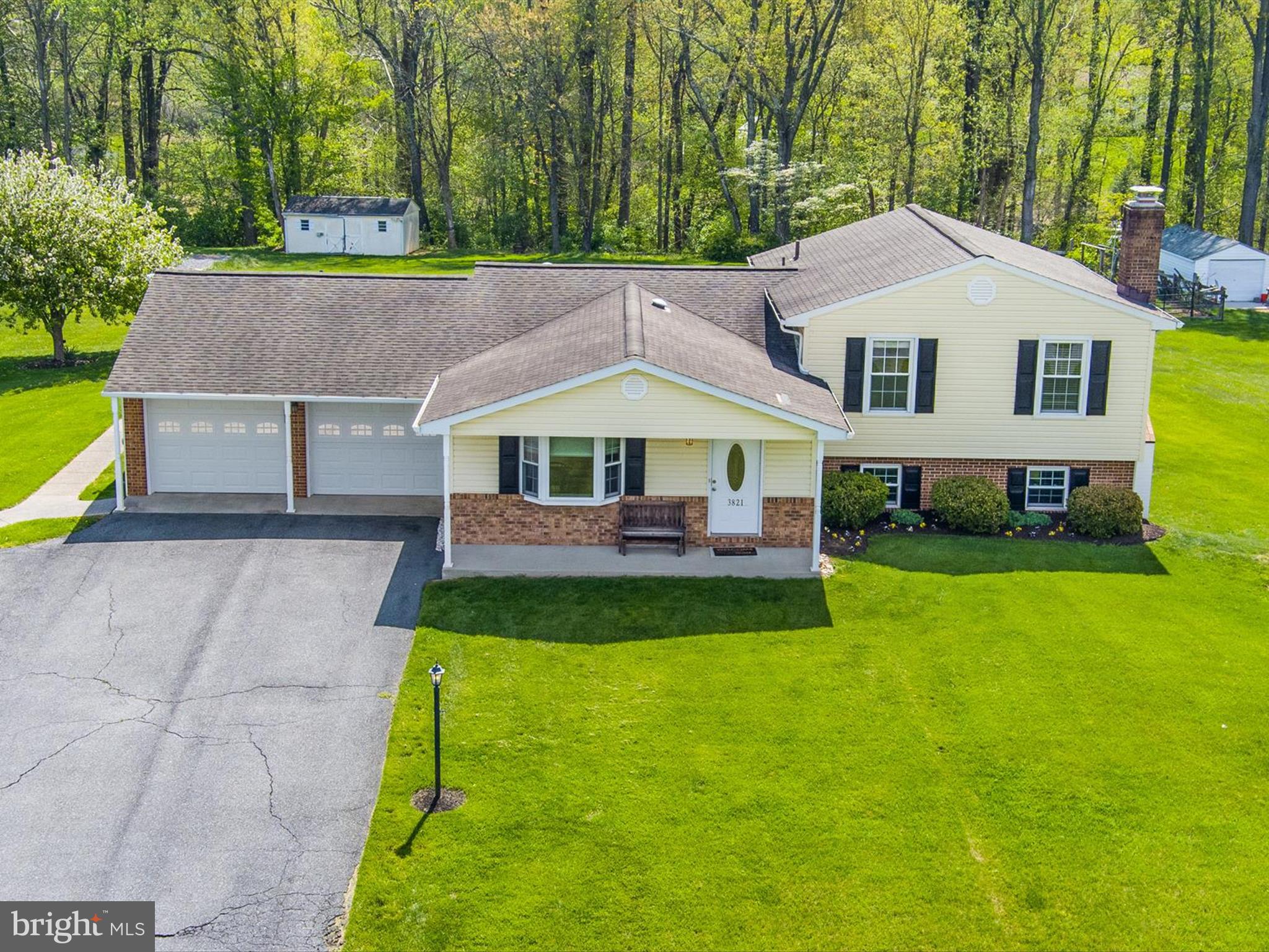 ENGLANDTOWNE - Residential