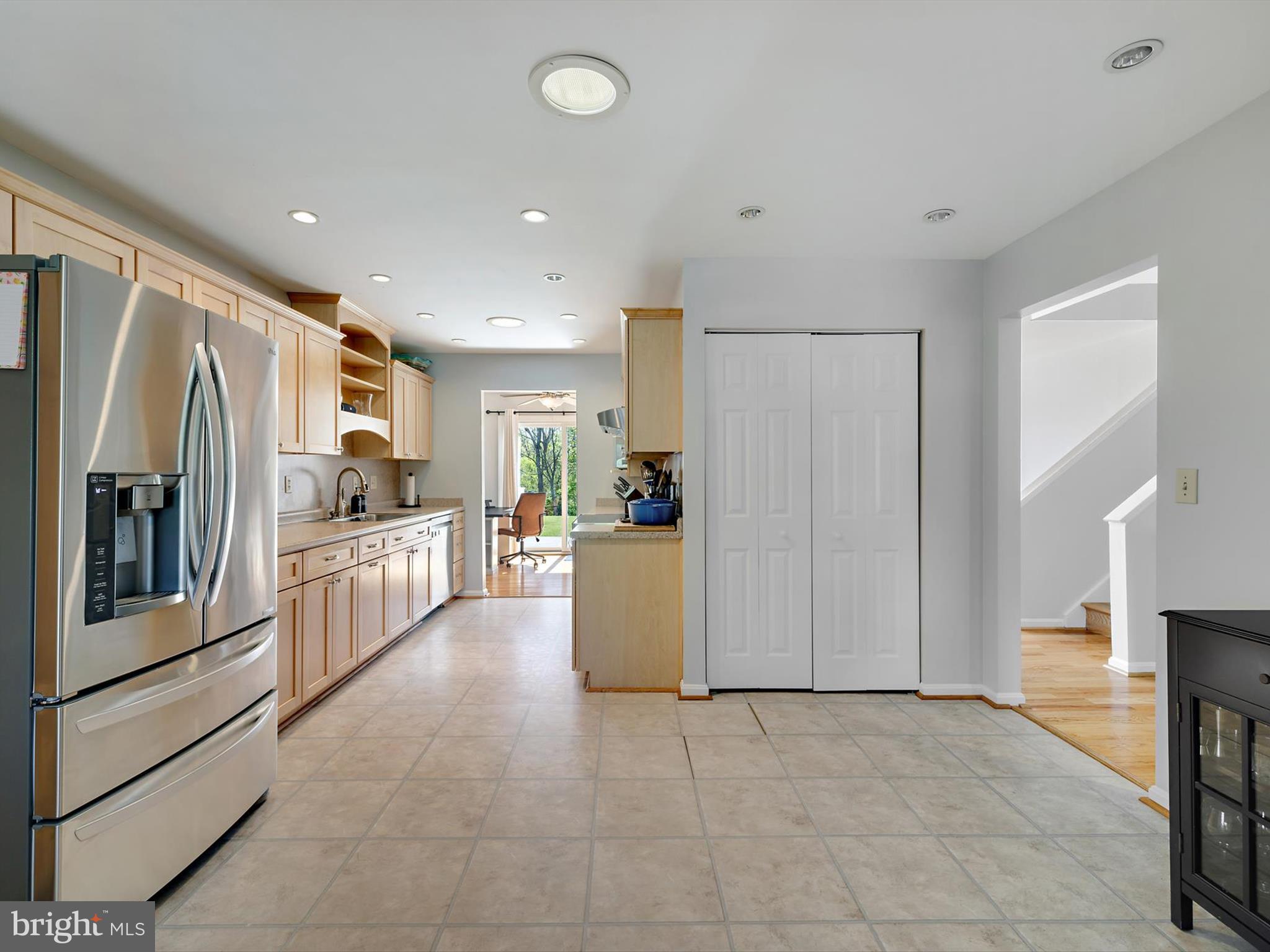 ENGLANDTOWNE - Residential