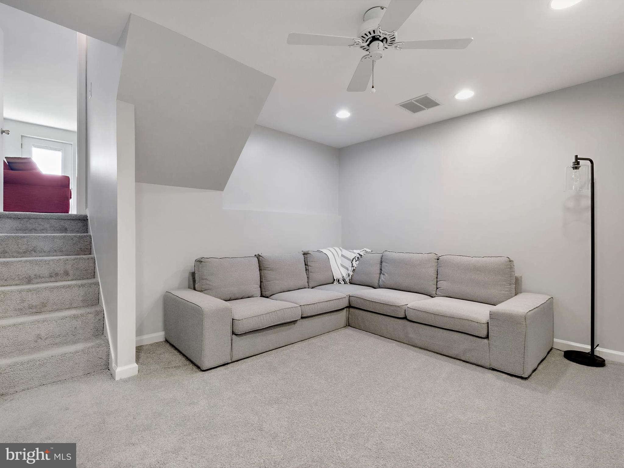 ENGLANDTOWNE - Residential