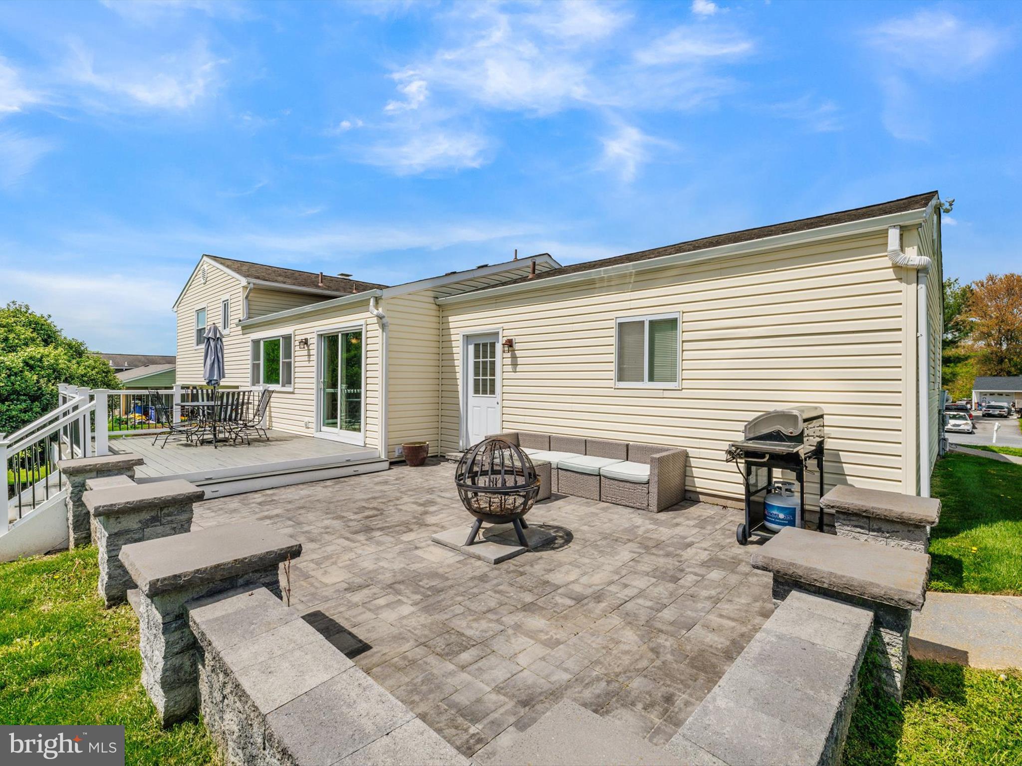 ENGLANDTOWNE - Residential