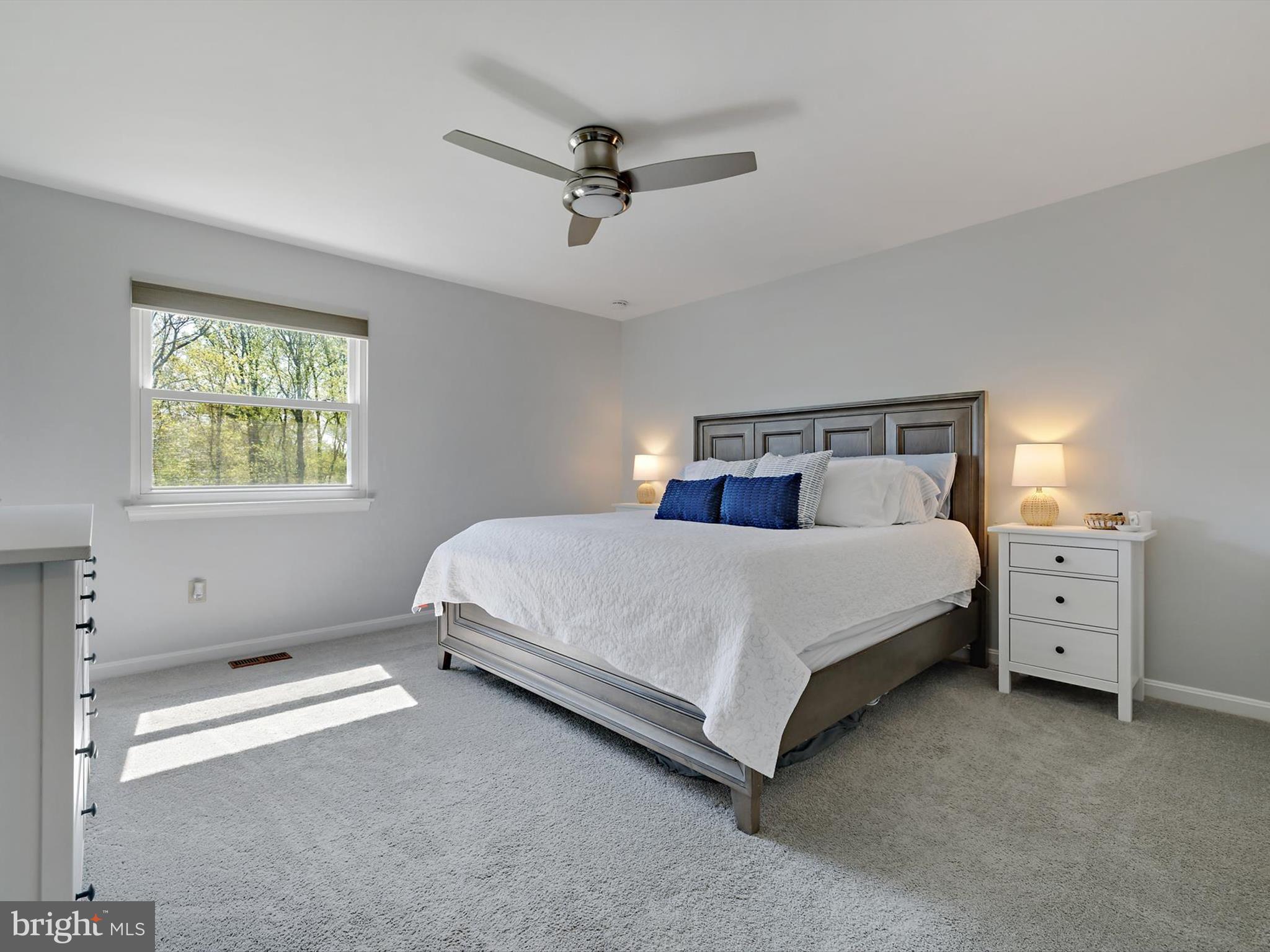 ENGLANDTOWNE - Residential