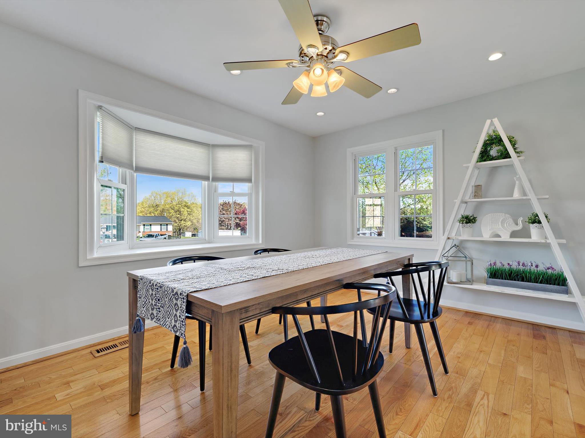 ENGLANDTOWNE - Residential