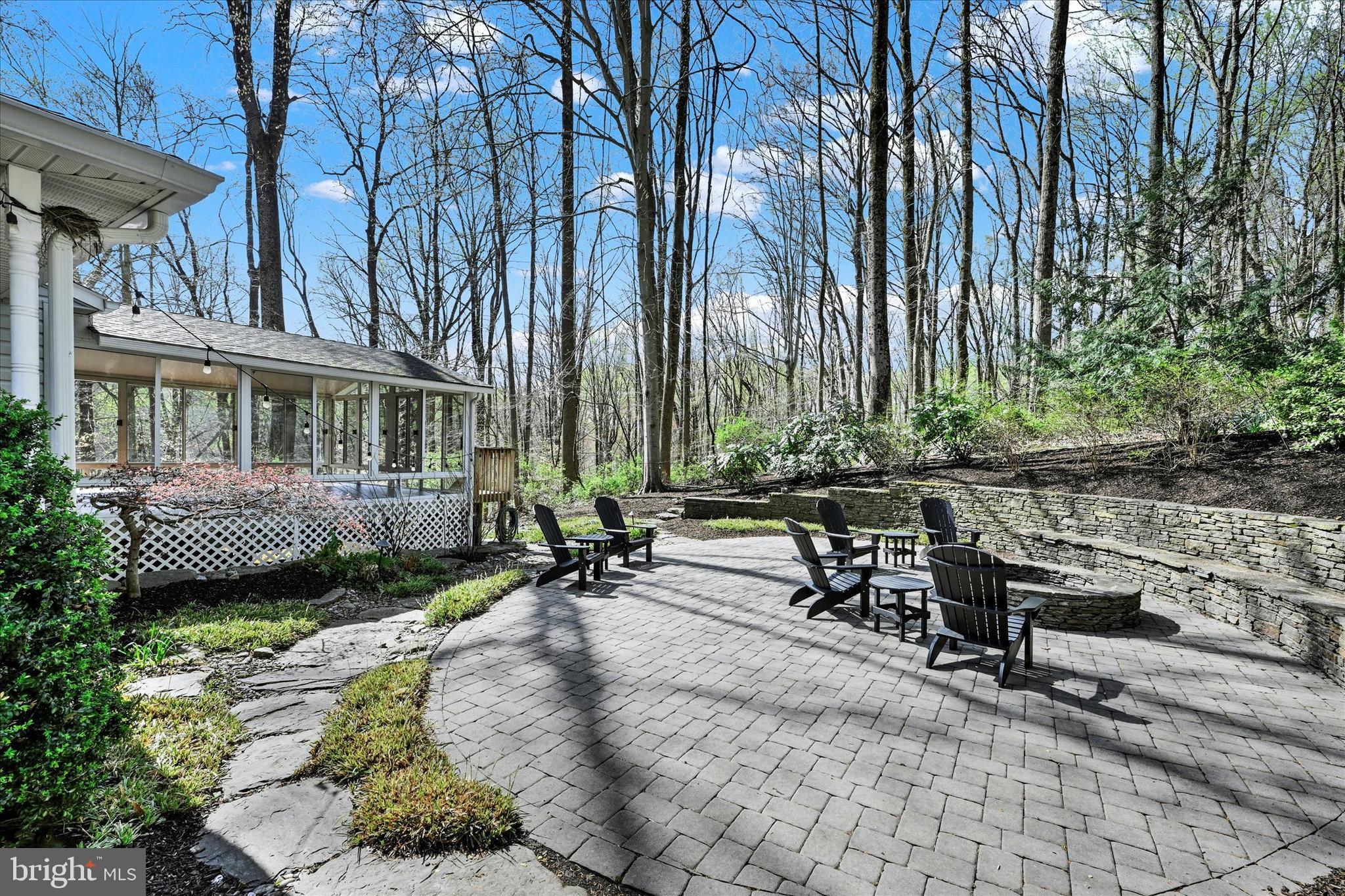 15 WESLEY WOODS COURT