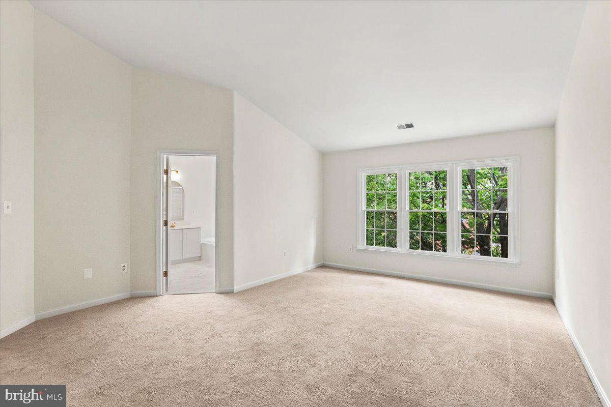 CHANCERY SQUARE - Residential