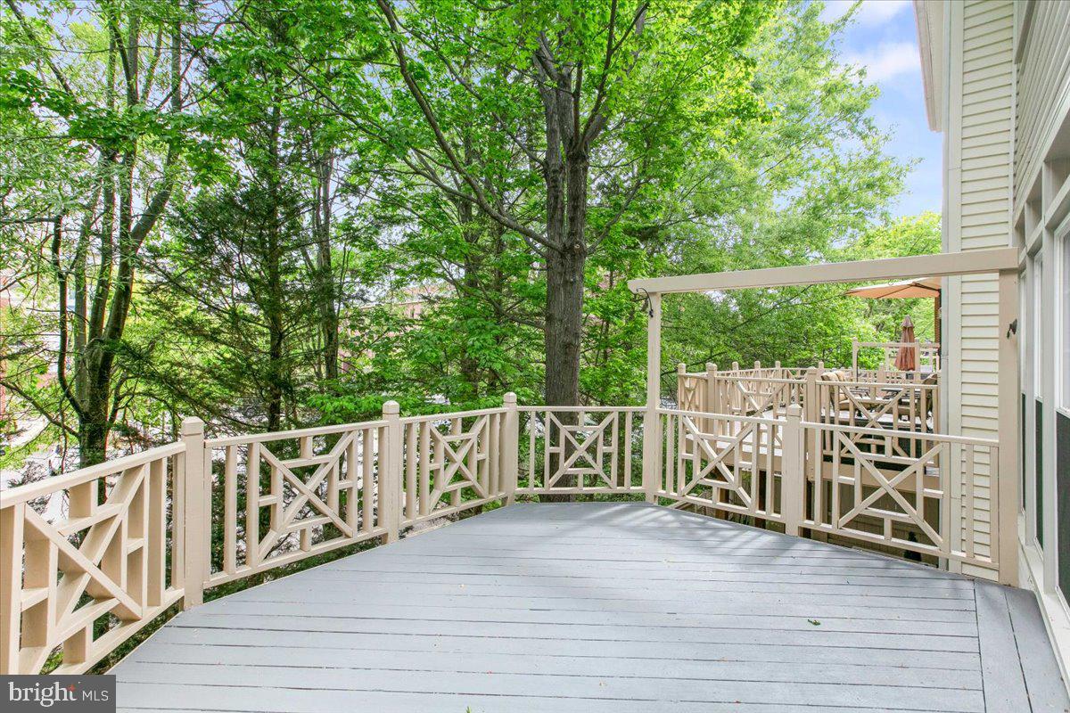 CHANCERY SQUARE - Residential