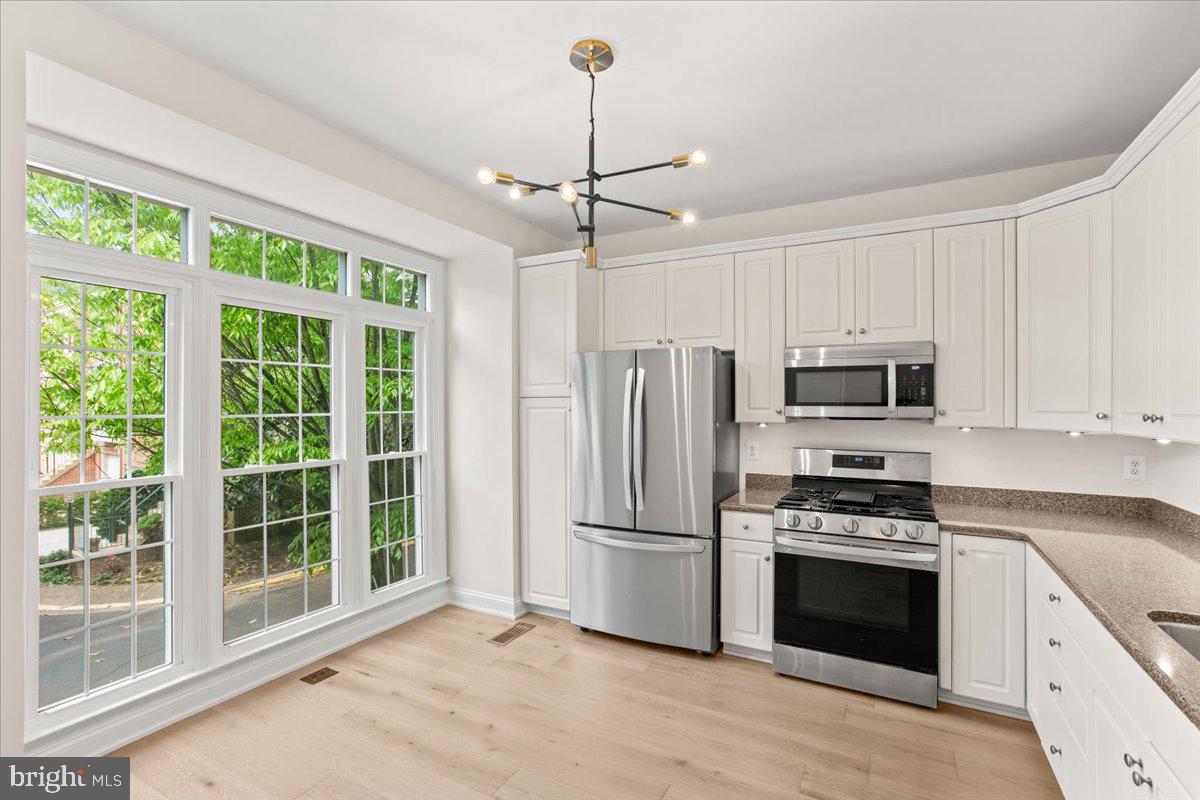 CHANCERY SQUARE - Residential