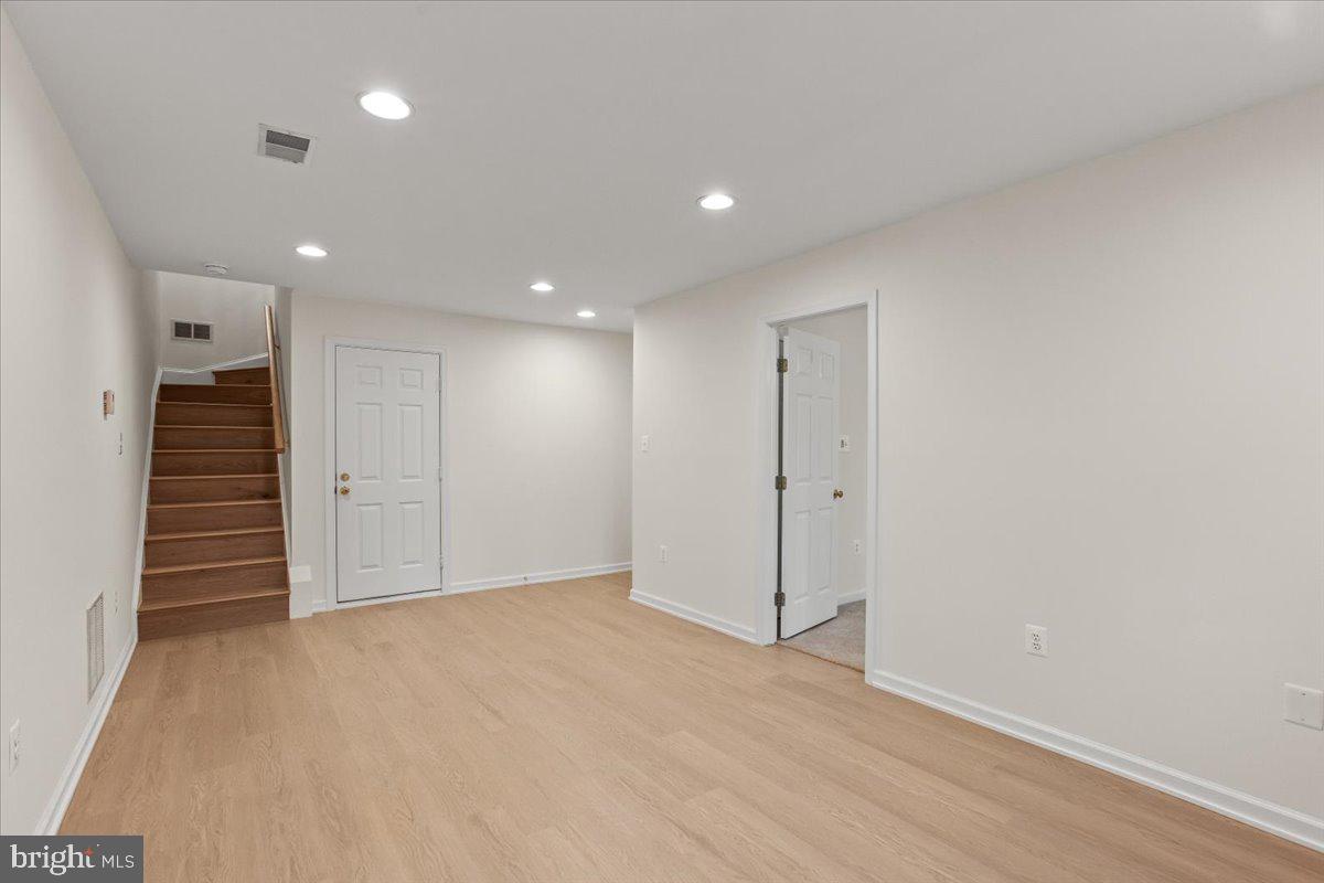 CHANCERY SQUARE - Residential