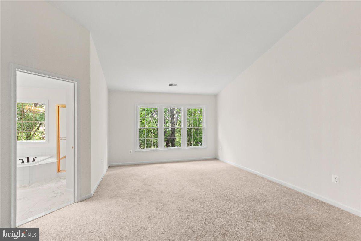 CHANCERY SQUARE - Residential