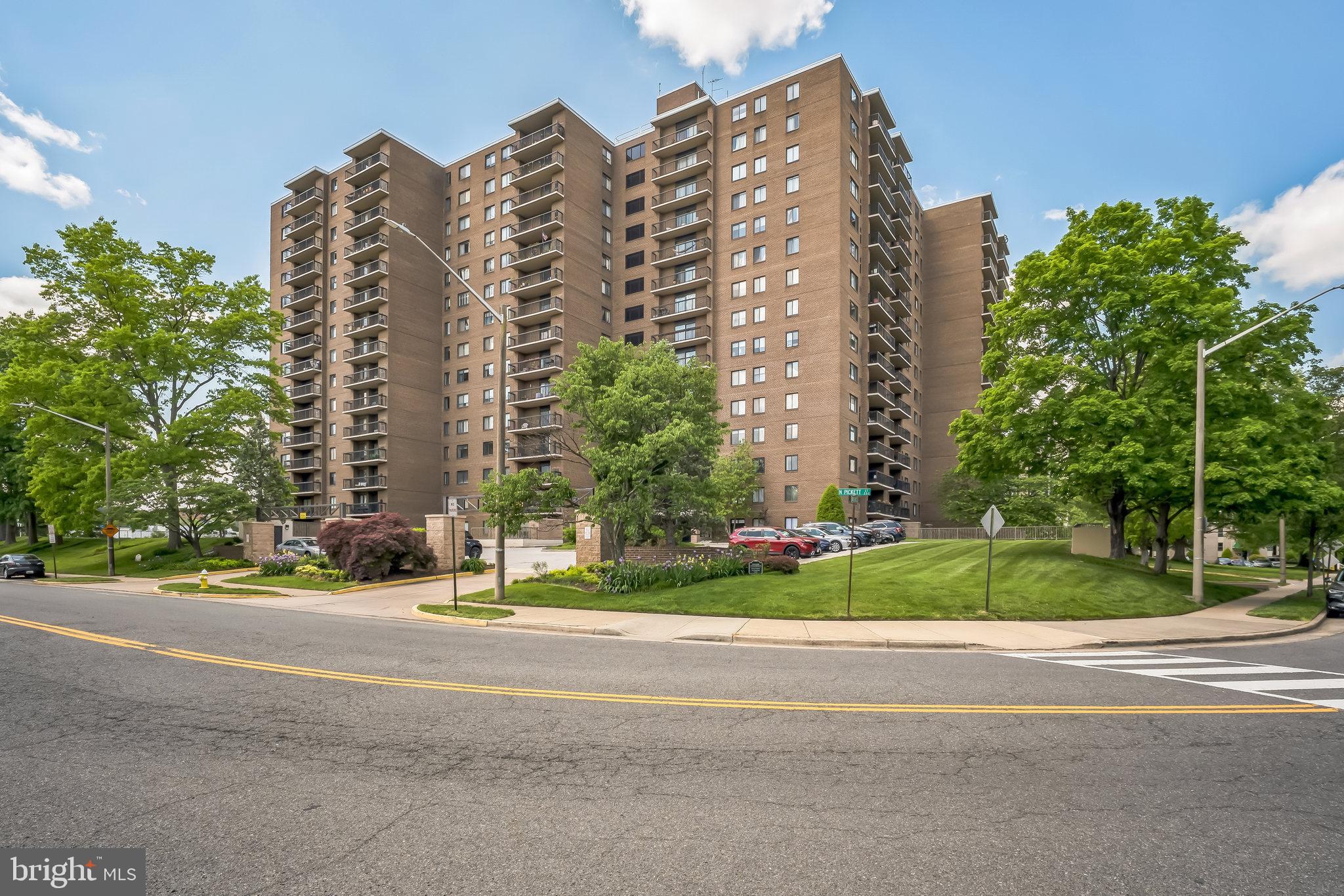 HALLMARK - Residential Lease