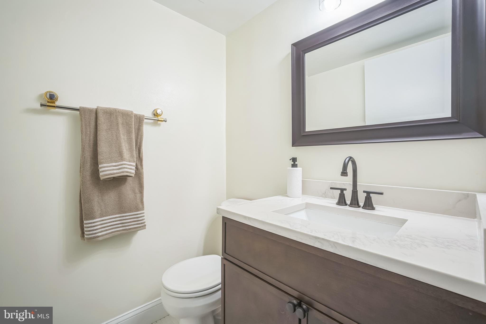 HALLMARK - Residential Lease