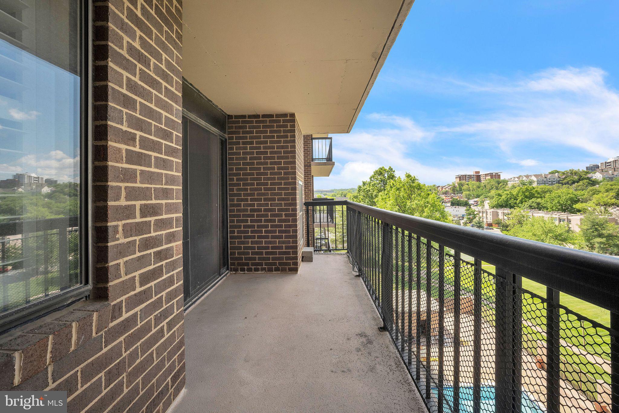 HALLMARK - Residential Lease