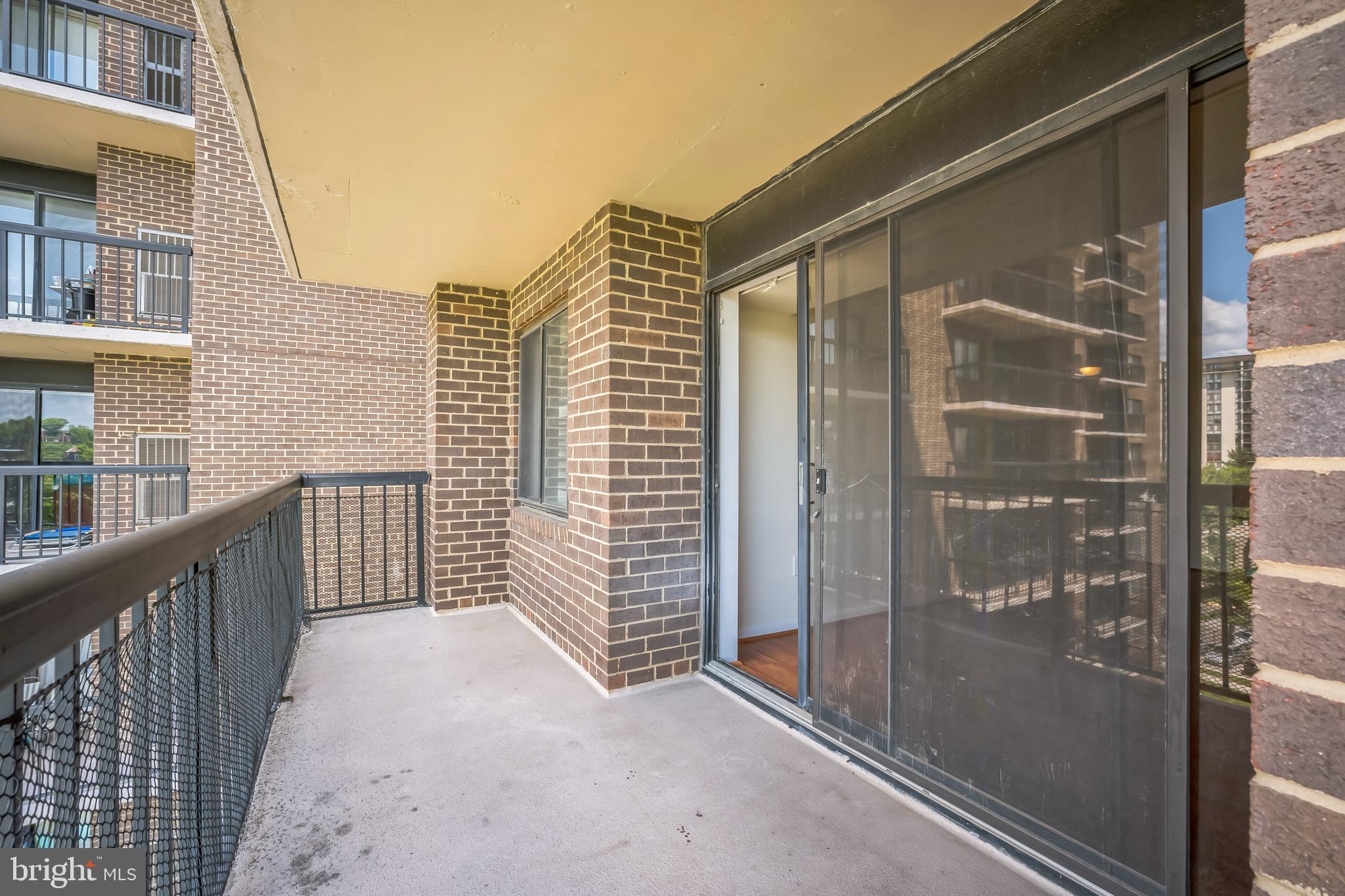 HALLMARK - Residential Lease