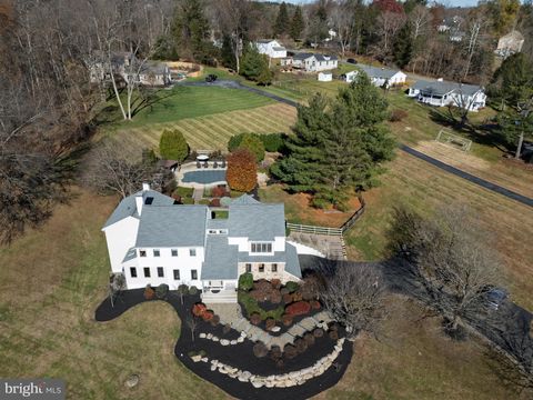 907 LENAPE ROAD WEST CHESTER PA 19382