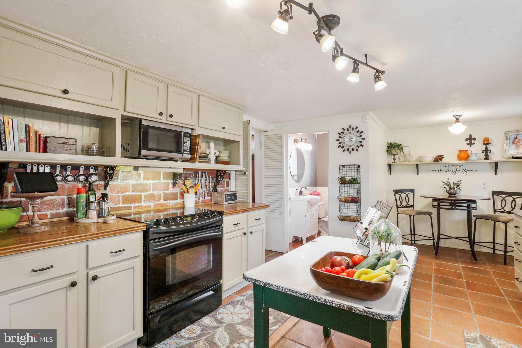 MARTINSBURG CITY - Residential