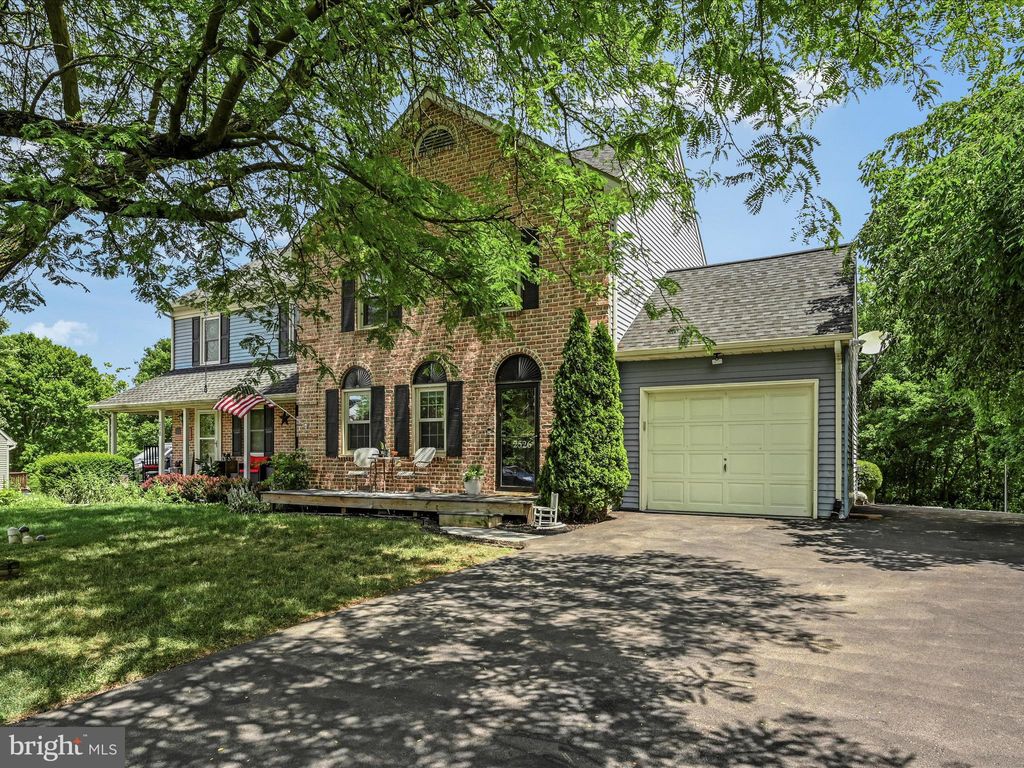 Photo of 2526 Chrismar Way, East Petersburg, PA 17520 (MLS # PALA2052712)