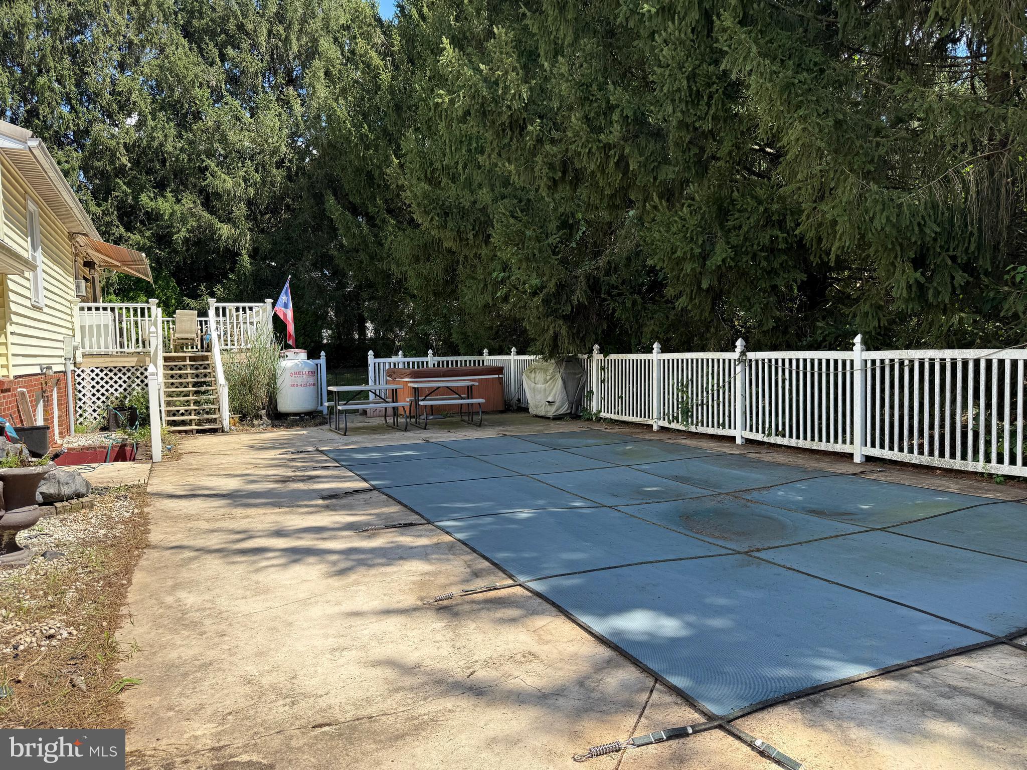 SOUTH MIDDLETON TWP - Residential