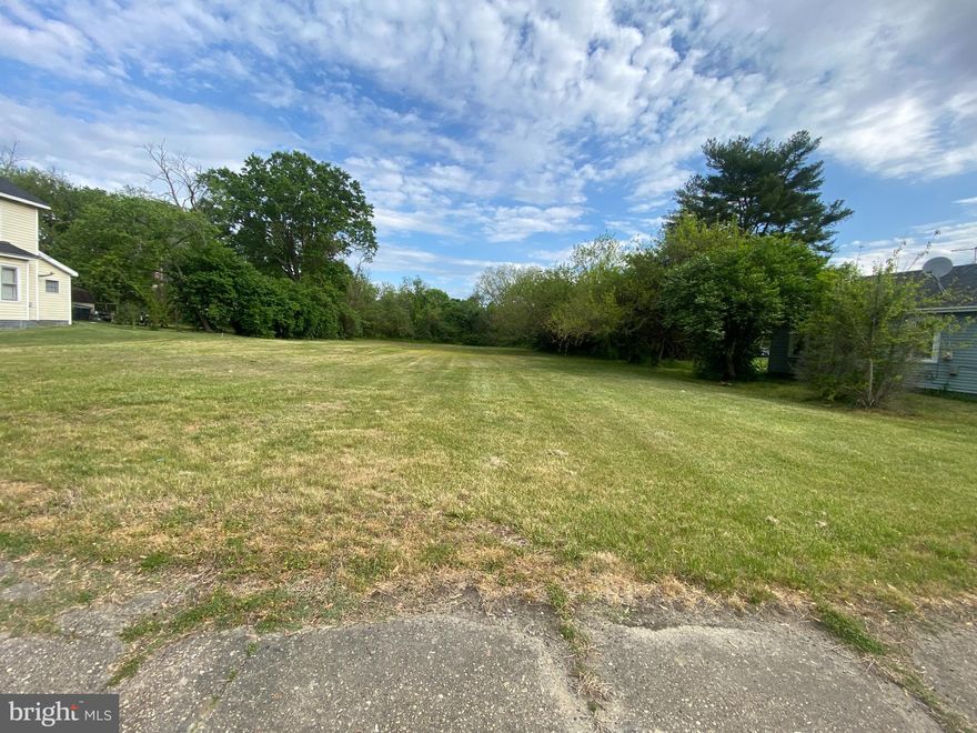 Vacant Lot in town of Federalsburg, MD . 115 Greenridge rd., Federalsburg, MD, 21632. 
no mobile permitted in the town. public water and sewer.