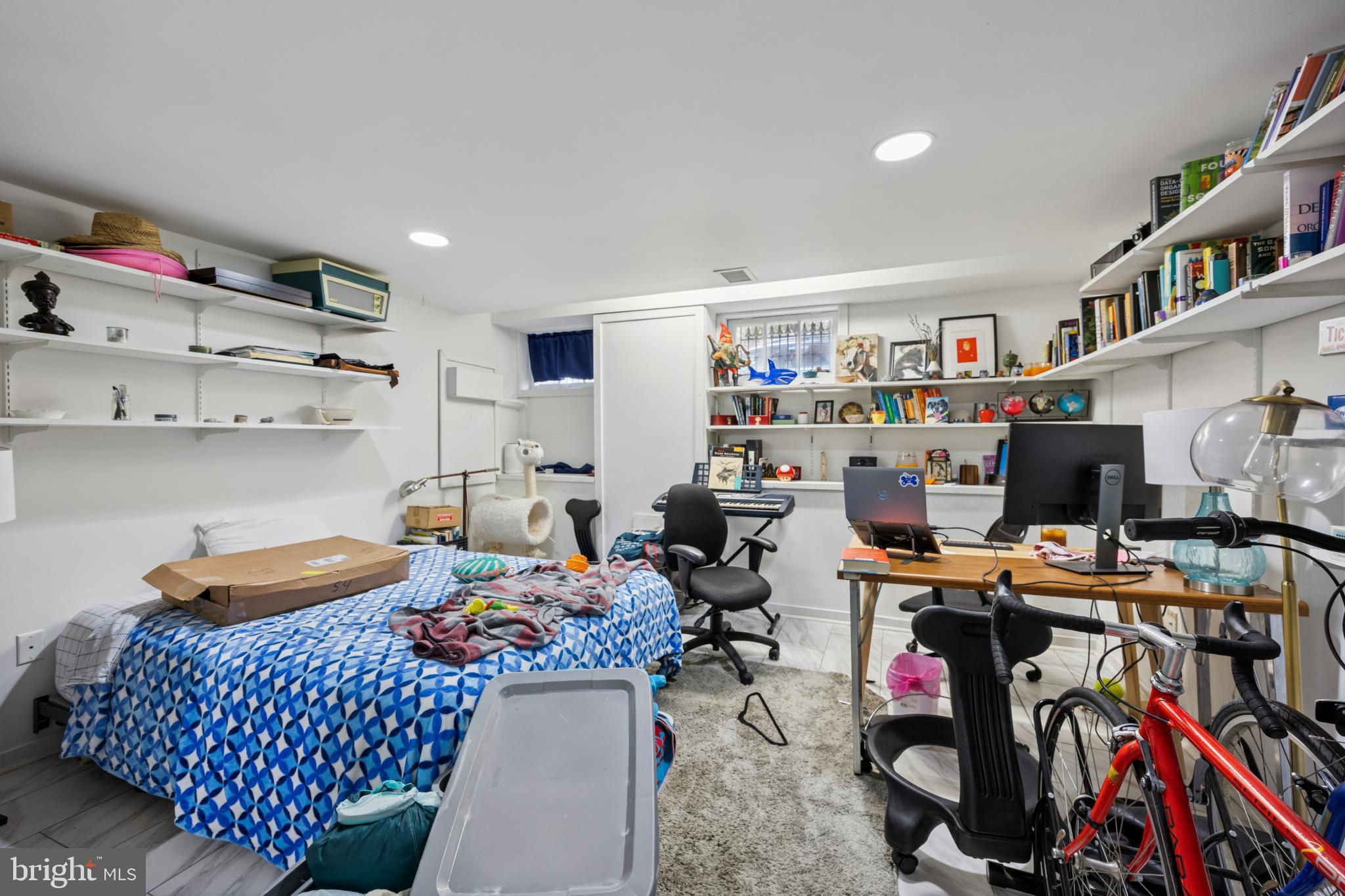 GRADUATE HOSPITAL - Residential Lease