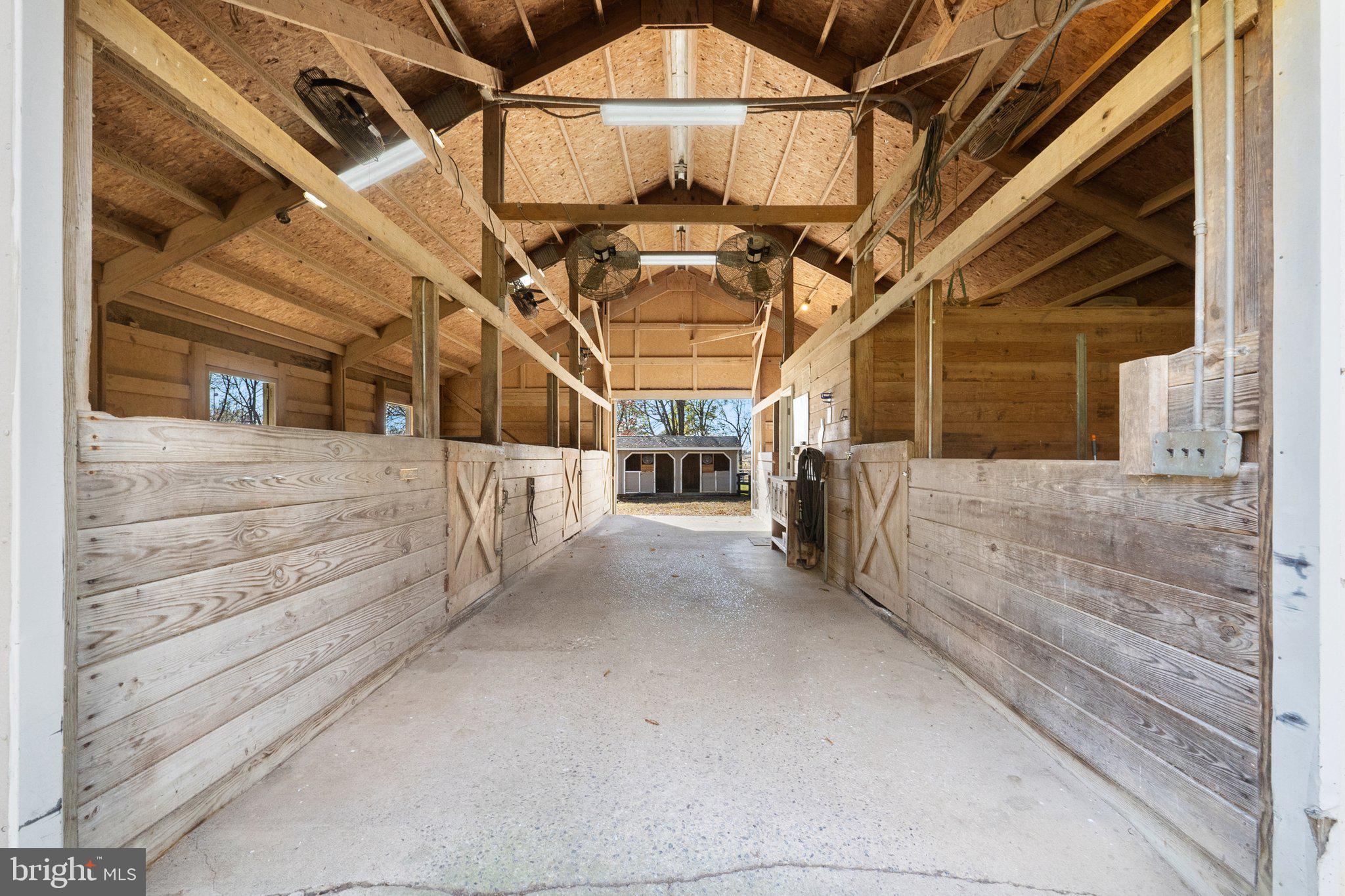 CUNNINGHAM ACRES - Farm