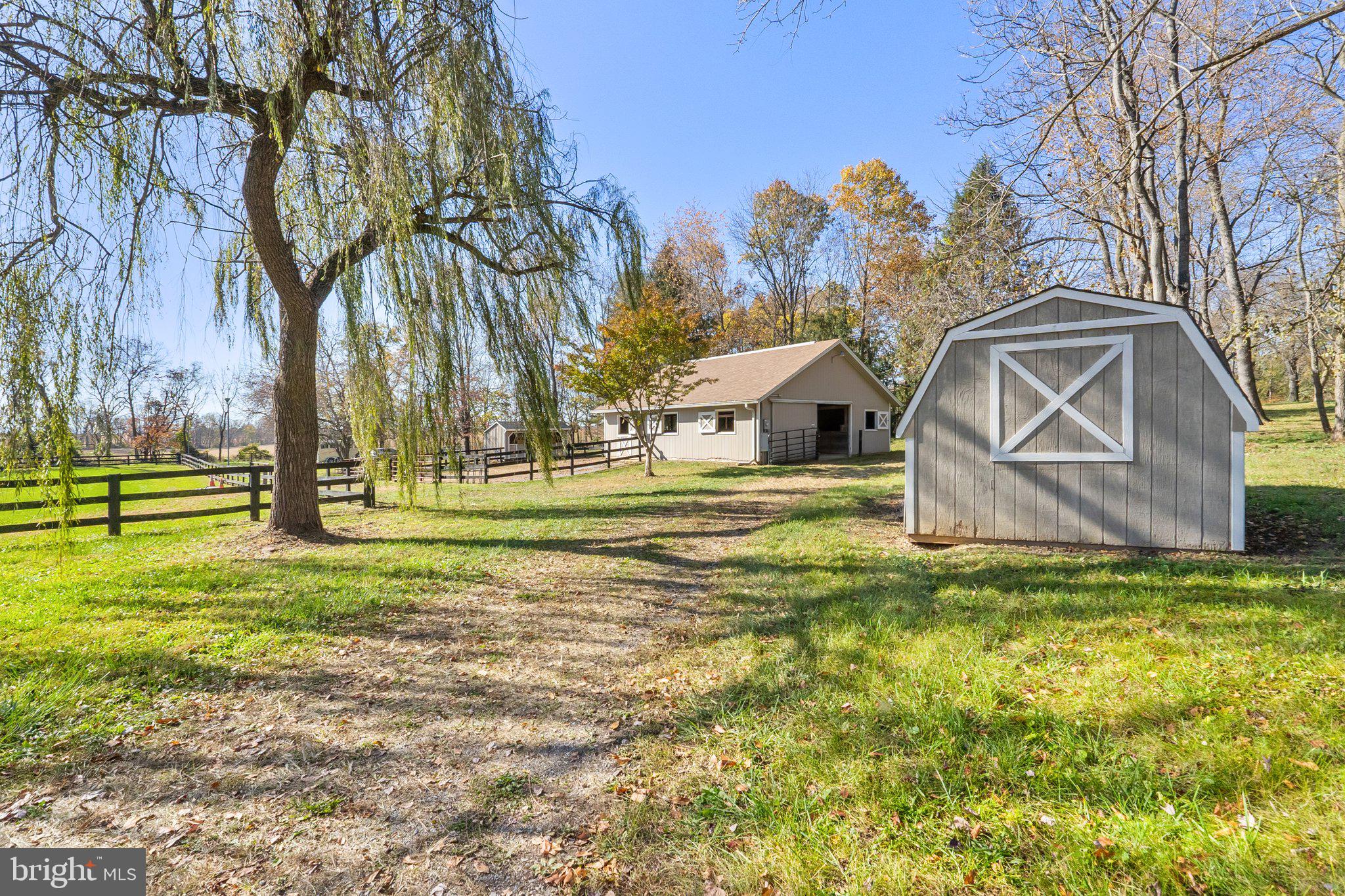 CUNNINGHAM ACRES - Farm