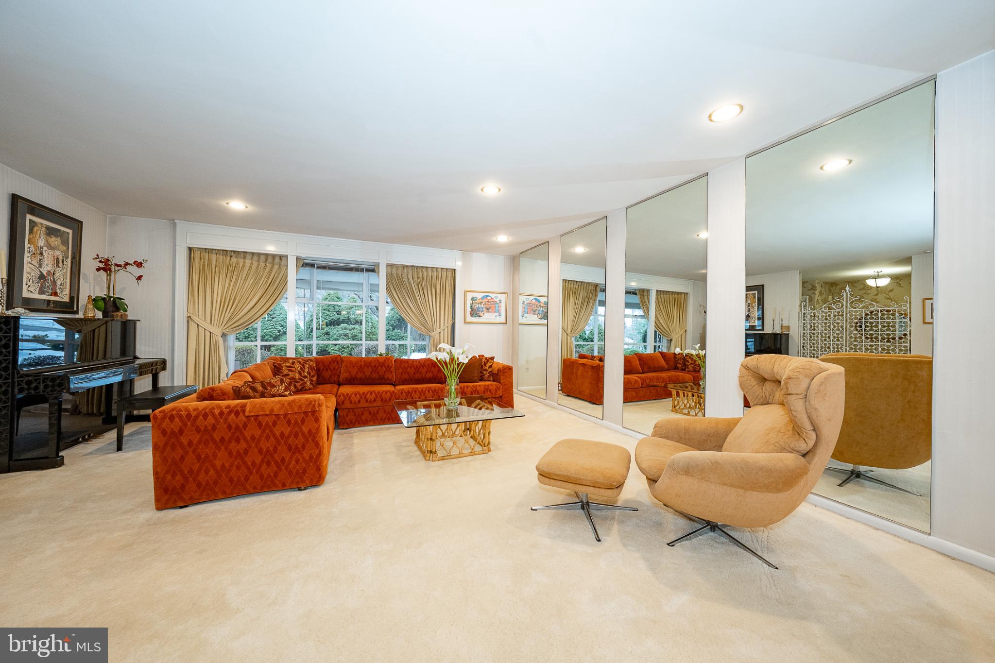 WYNNEWOOD - Residential