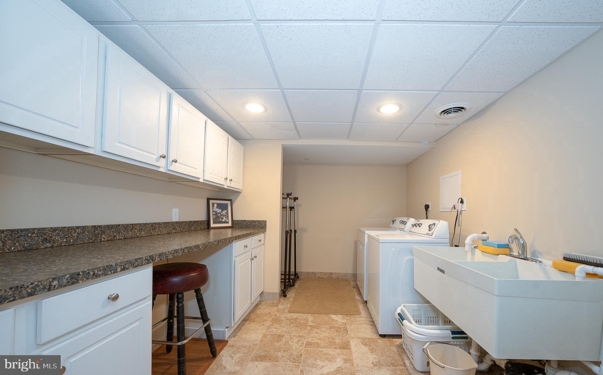 WYNNEWOOD - Residential