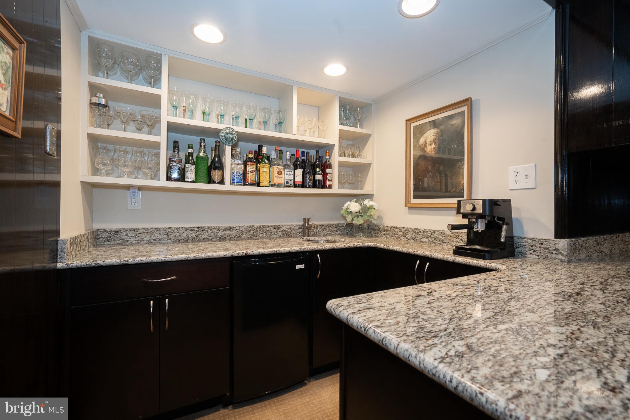 WYNNEWOOD - Residential