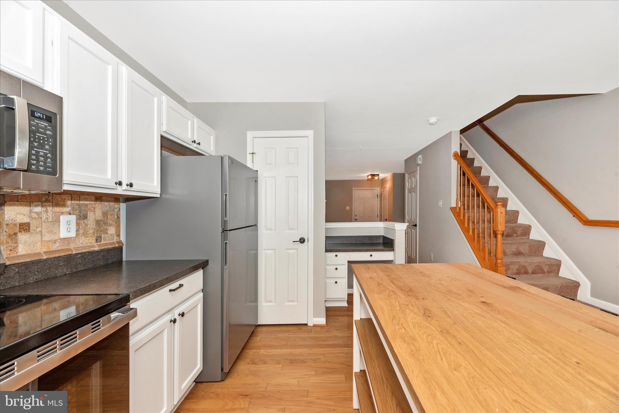 BALLENGER CREEK CENTER POND - Residential