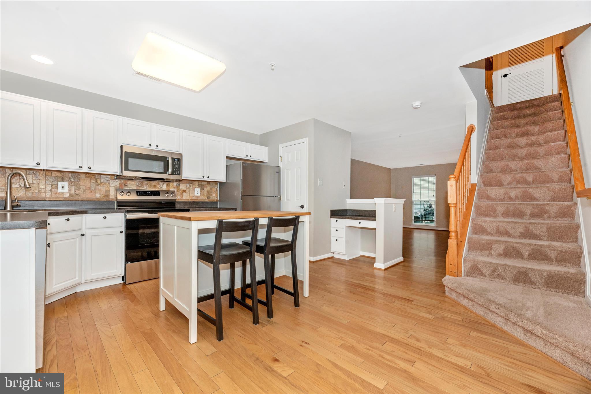 BALLENGER CREEK CENTER POND - Residential