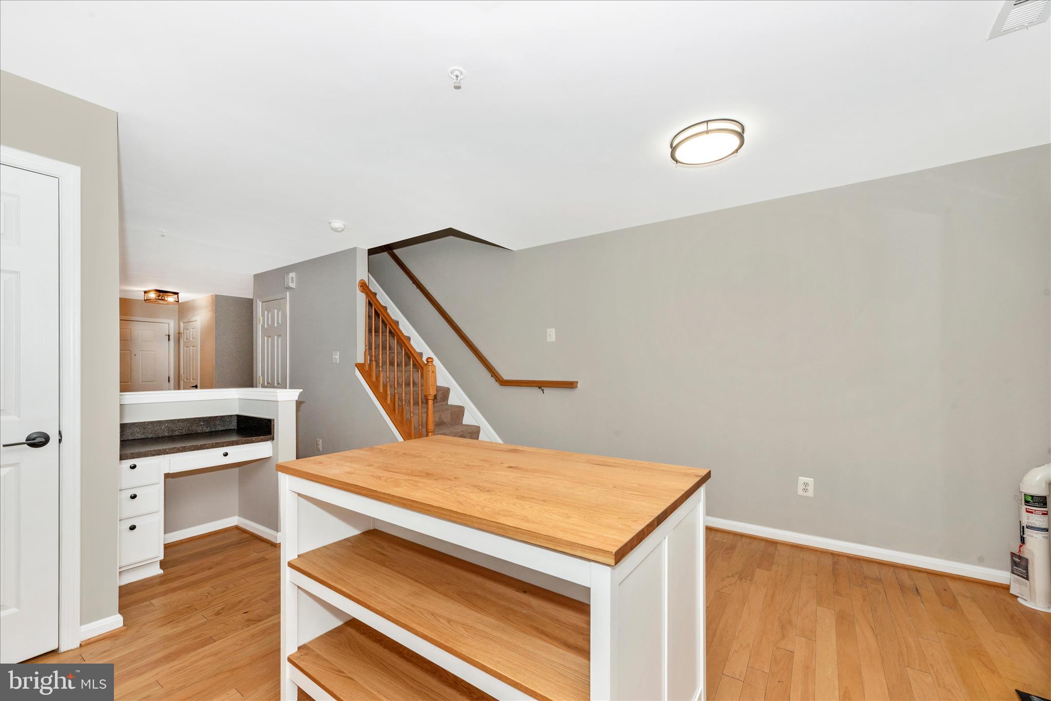 BALLENGER CREEK CENTER POND - Residential