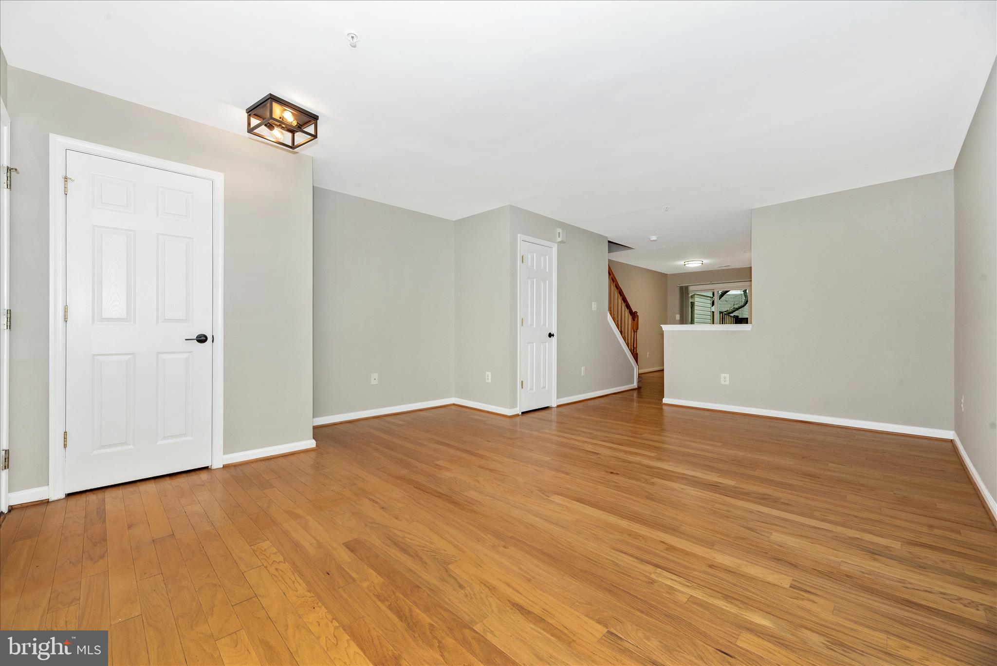 BALLENGER CREEK CENTER POND - Residential