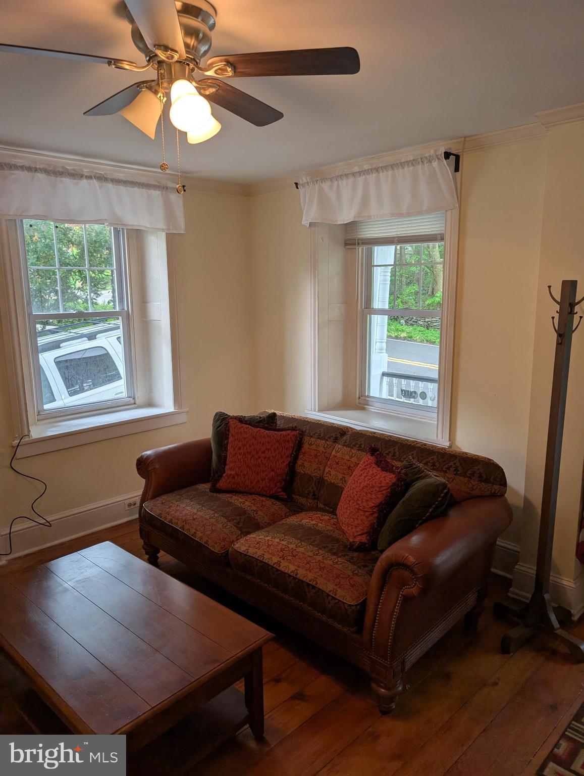 SPRING MILL - Residential