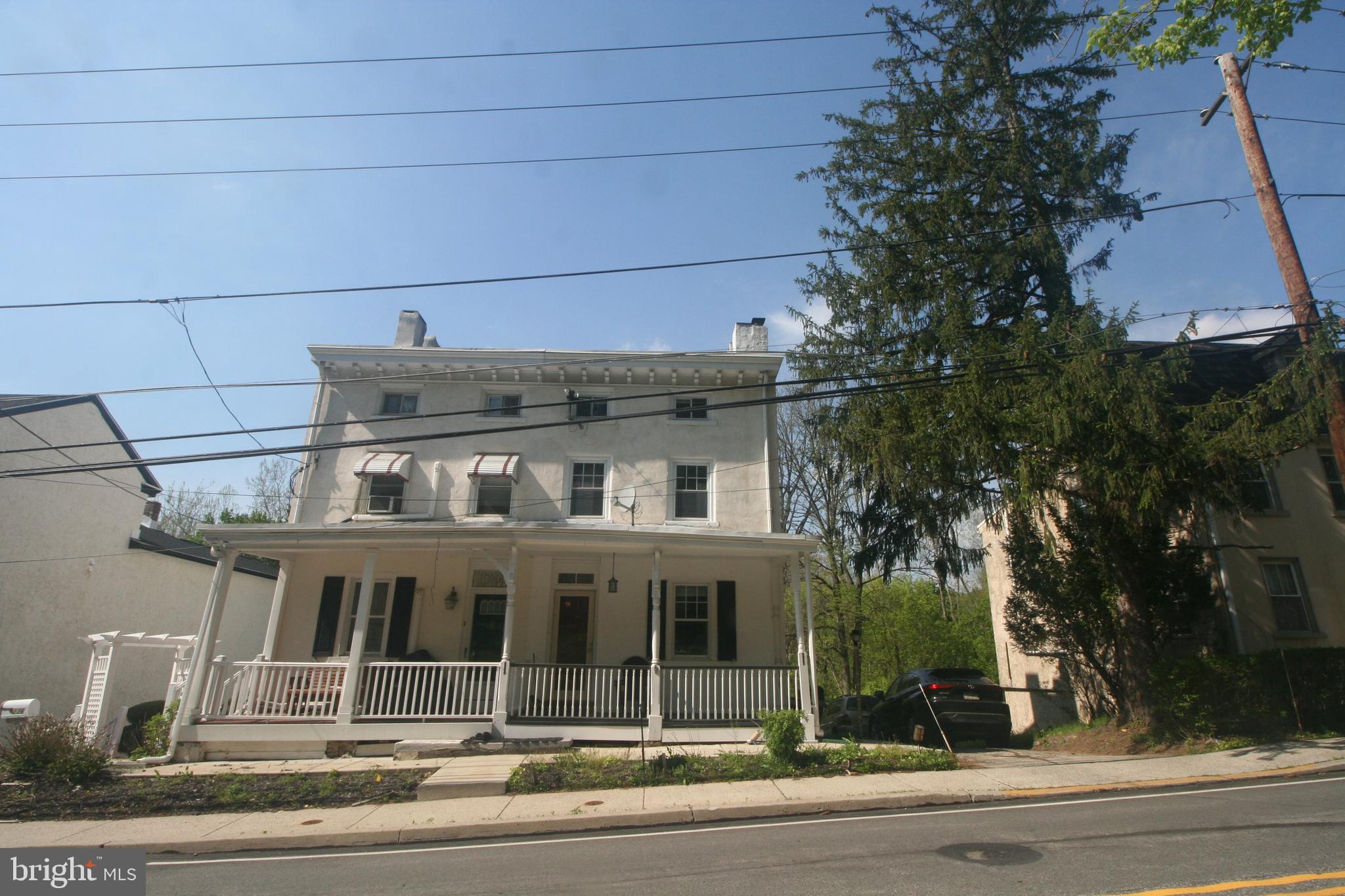 SPRING MILL - Residential
