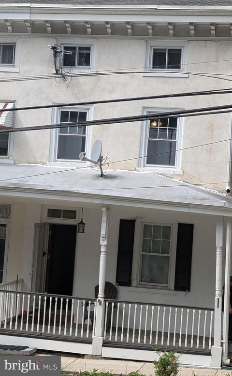 238 BARREN HILL ROAD CONSHOHOCKEN PA 19428