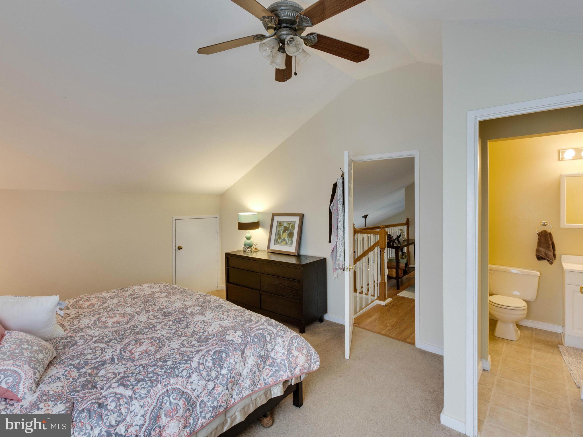 STONEYBROOKE - Residential