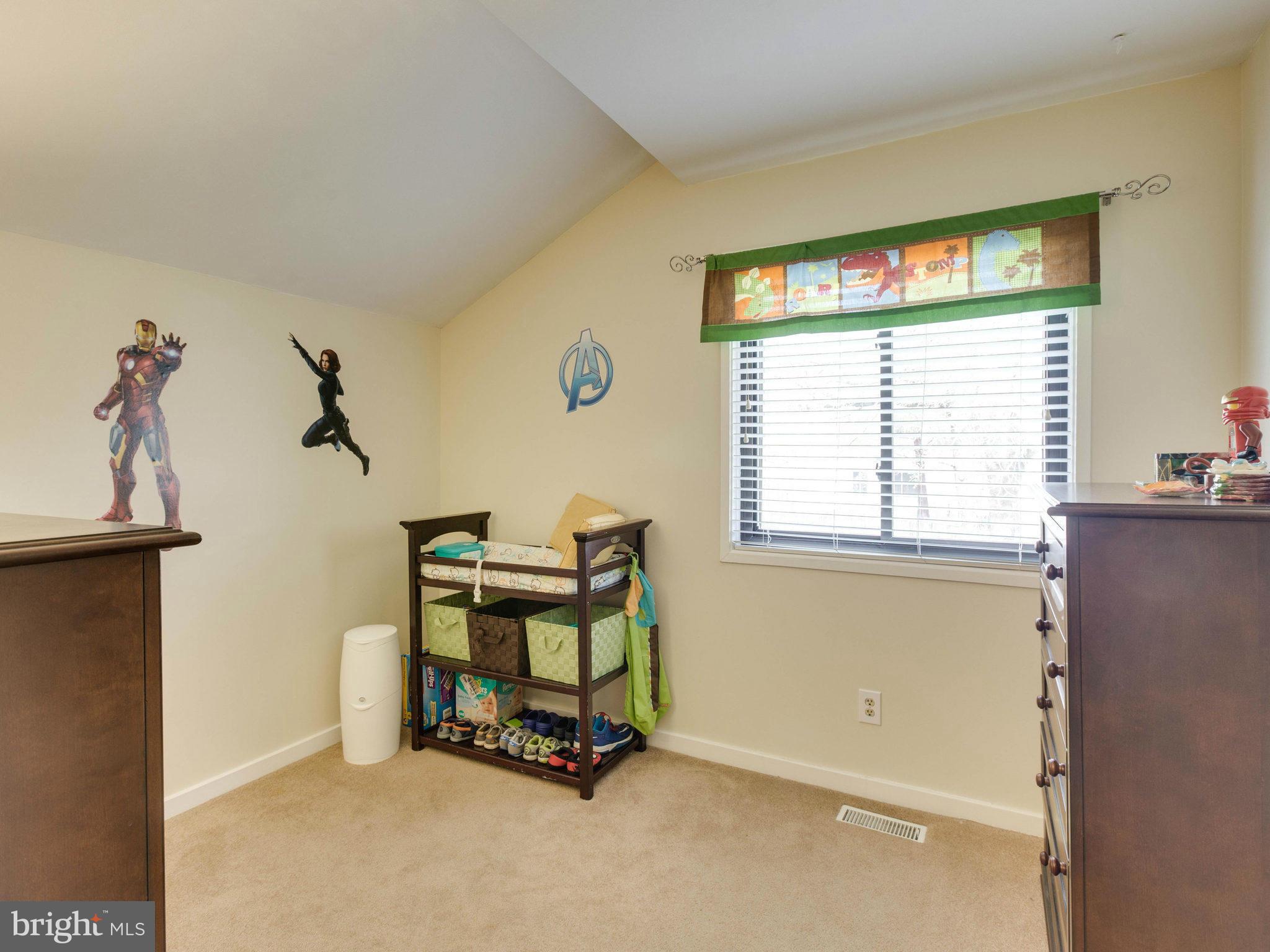 STONEYBROOKE - Residential