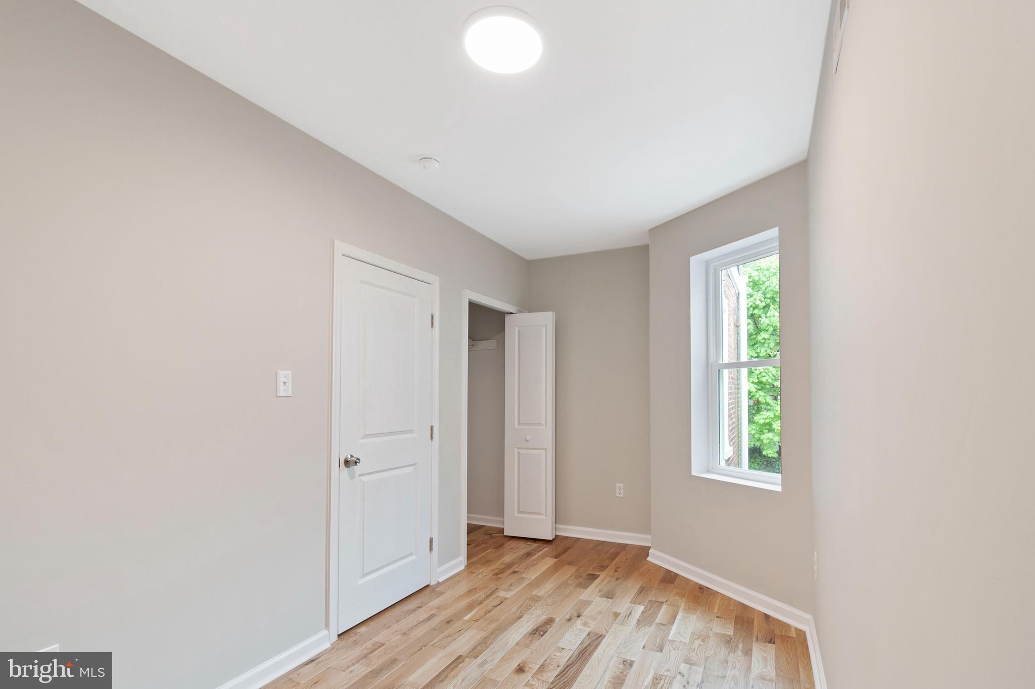 OVERBROOK - Residential