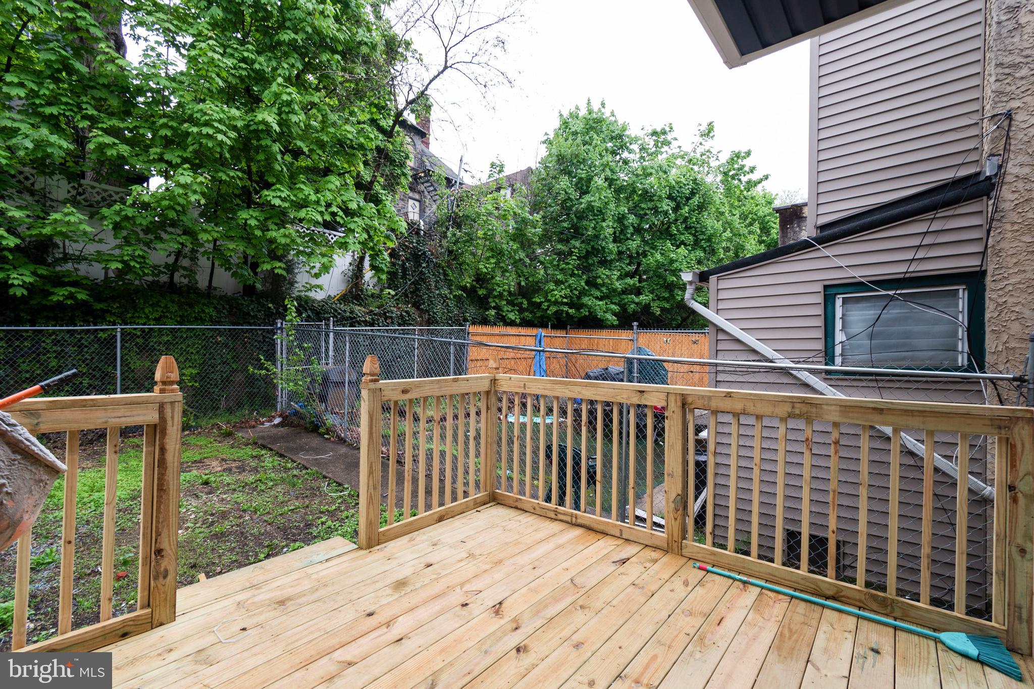 OVERBROOK - Residential