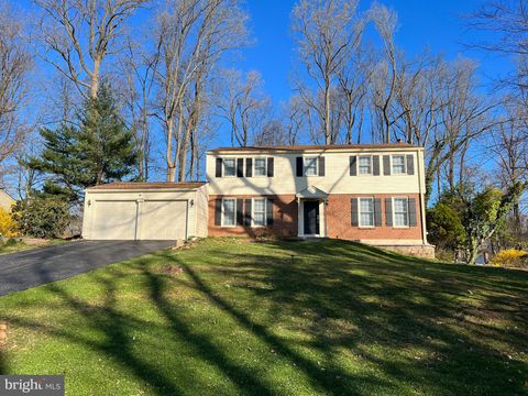 Photo of 1233 Spring Valley Lane, WEST CHESTER, PA 19380 (MLS # PACT2119968)