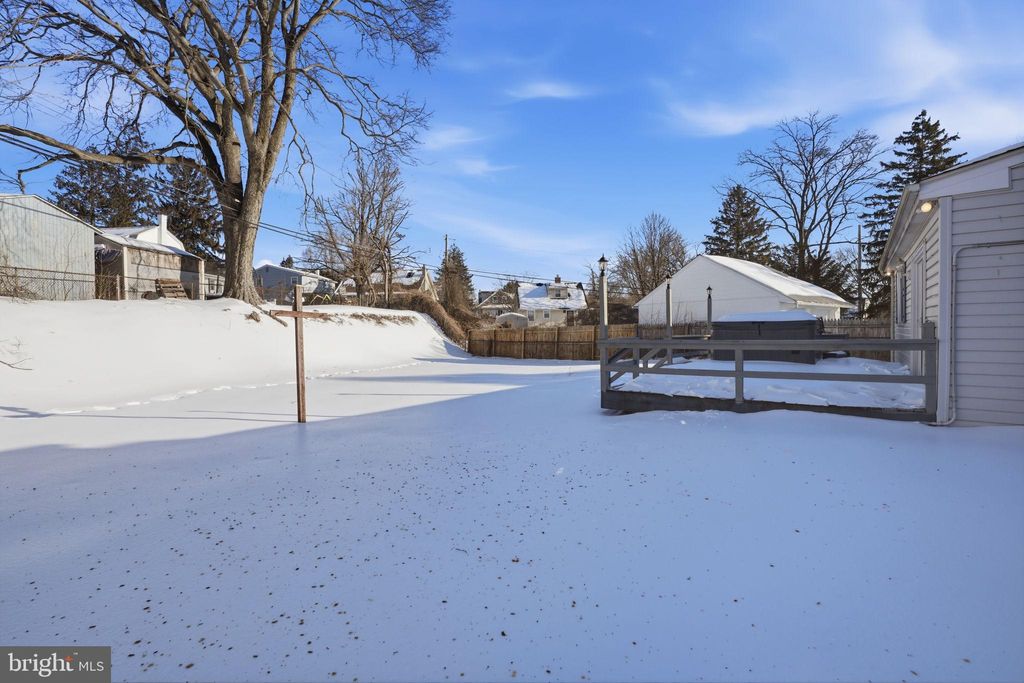 Photo of 1954 Coolidge Avenue, WILLOW GROVE, PA 19090 (MLS # PAMC2168408)