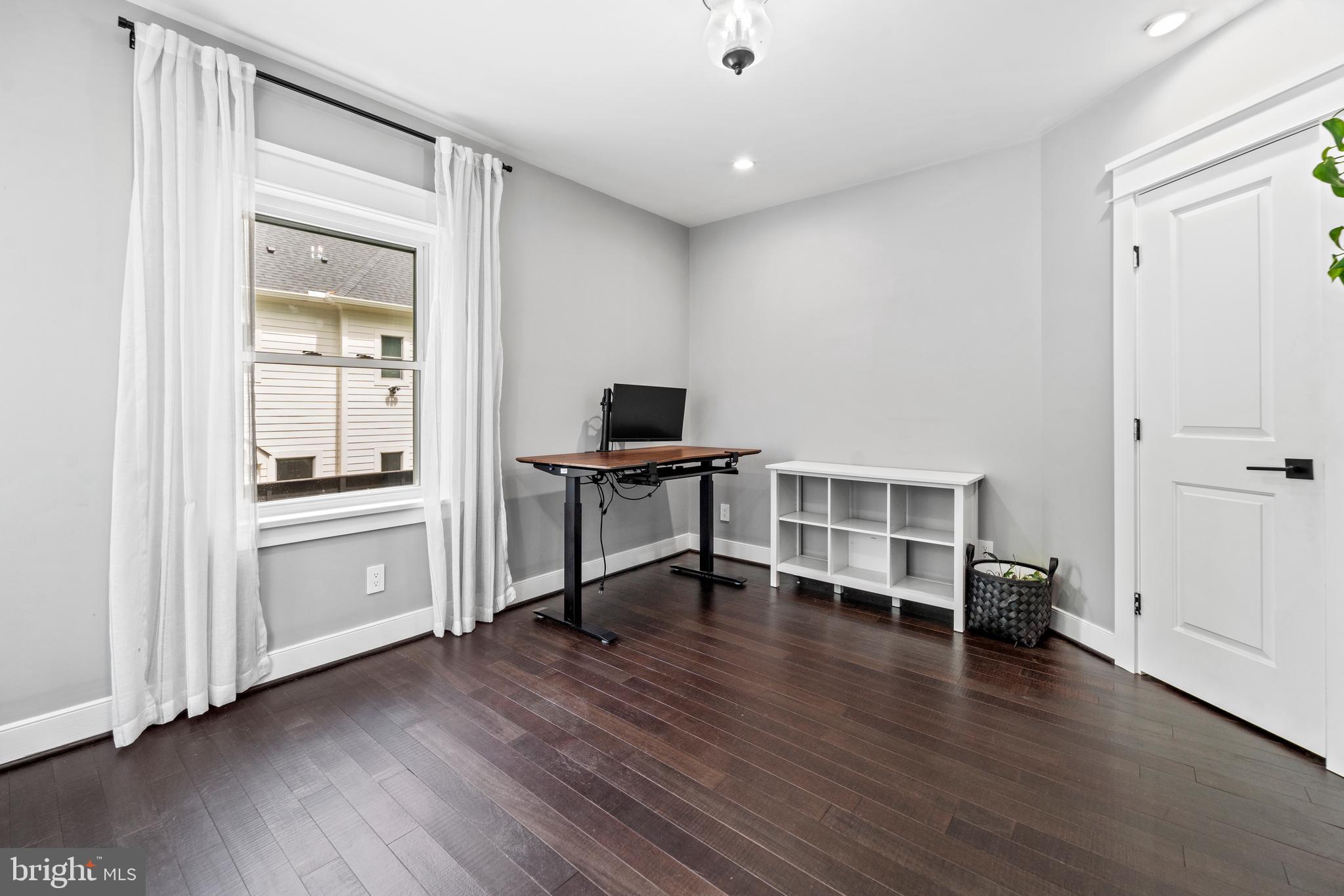 MILL CREEK PARK - Residential