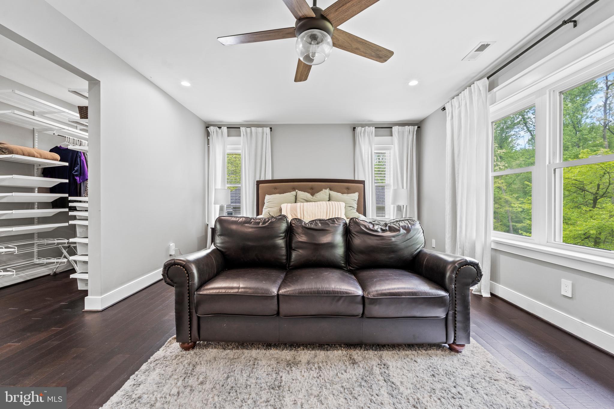 MILL CREEK PARK - Residential